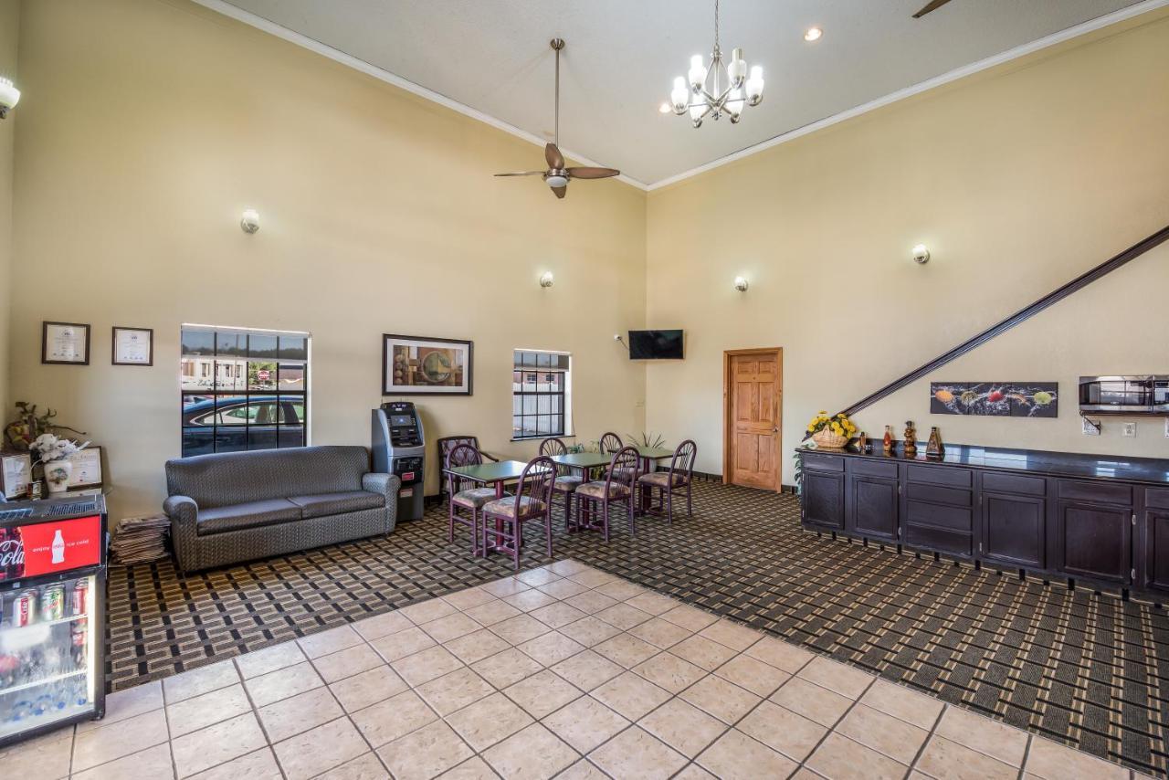 Americas Best Value Inn Arkadelphia Extérieur photo
