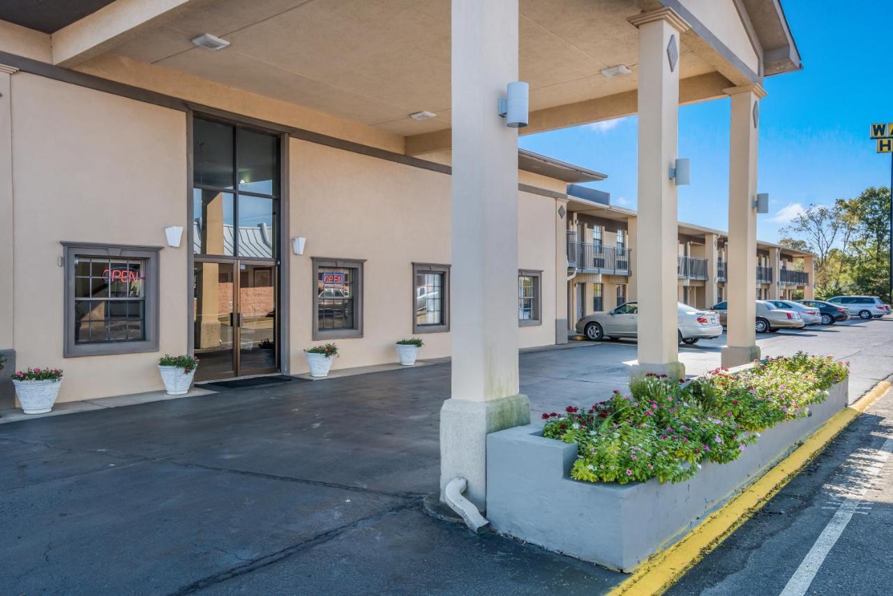 Americas Best Value Inn Arkadelphia Extérieur photo